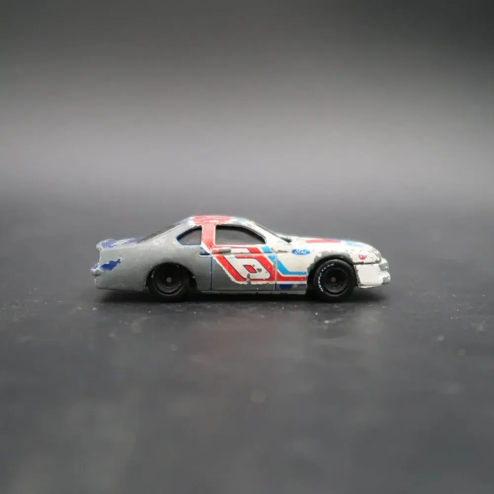 Racing Champions Diecast Cars Set of 2 1:64 Scale NASCAR #21 #6 PLEASE READ